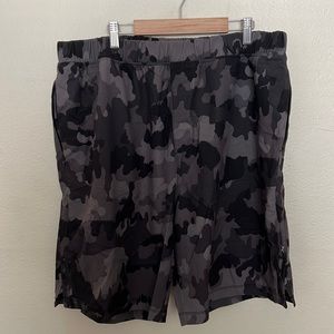 Mens Camo shorts